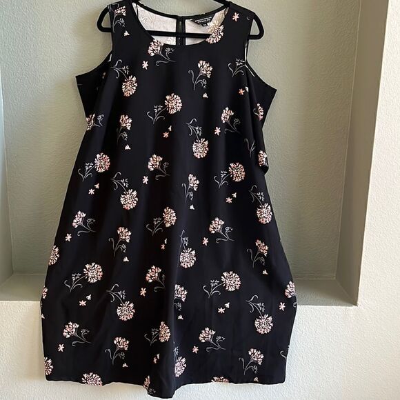 Dorothy Perkins Dress    - Picture 2 of 6